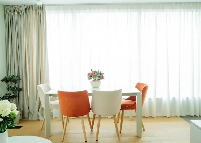 One Mircea Eliade - Luxurious Apartments With Panoramic City And Park View