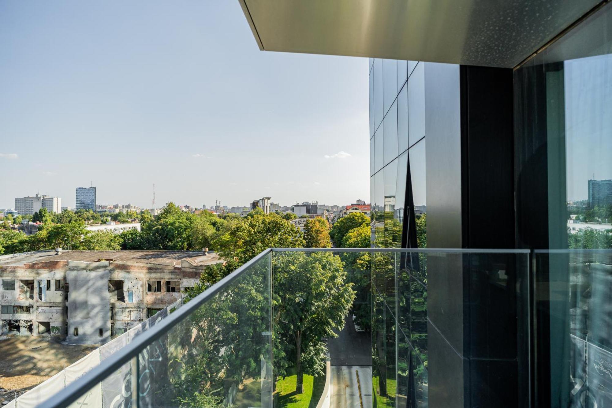 One Mircea Eliade - Luxurious With Panoramic And Park View * Bucarest