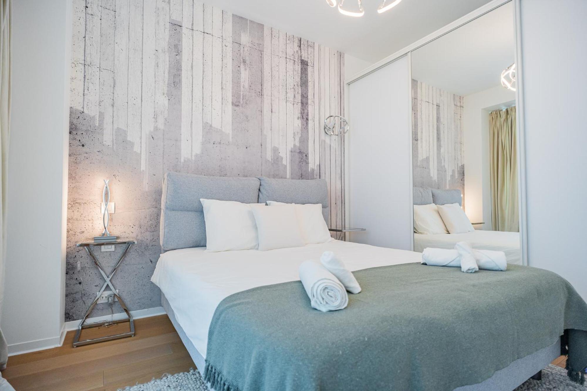 One Mircea Eliade - Luxurious With Panoramic And Park View Appartamento