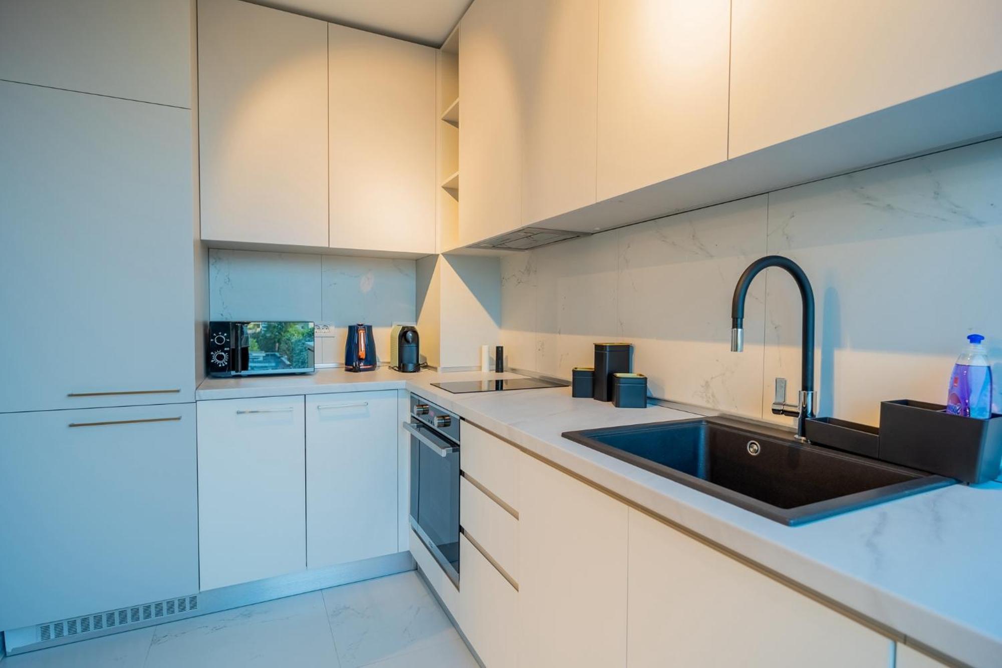 Appartamento One Mircea Eliade - Luxurious With Panoramic And Park View Bucarest