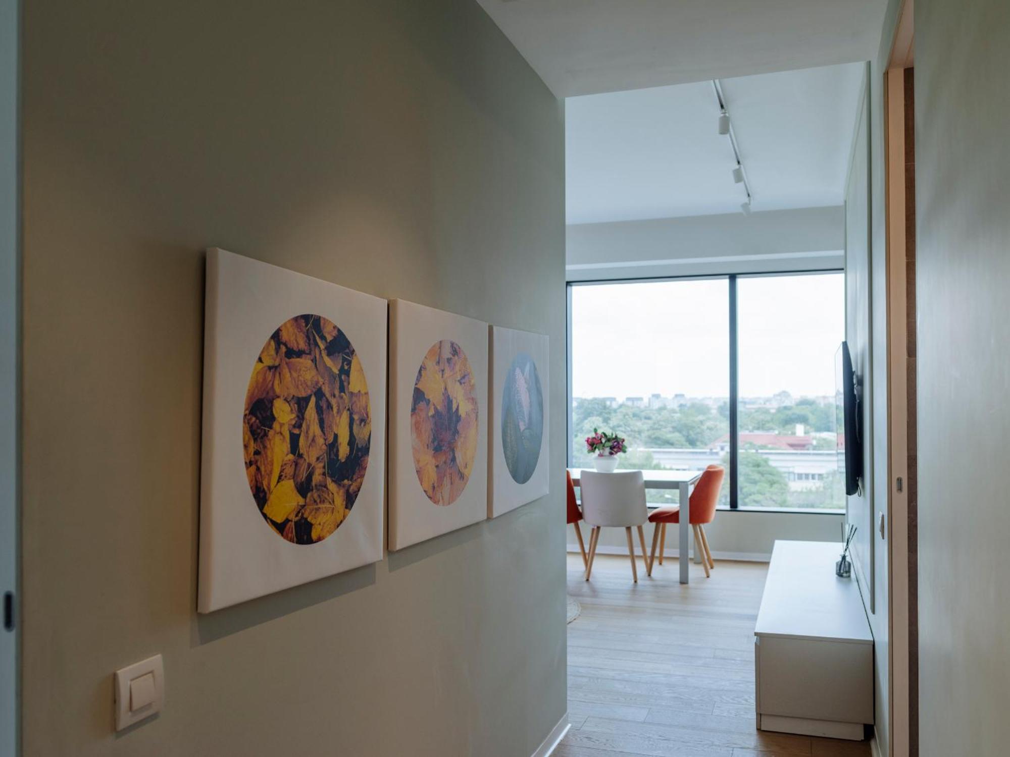One Mircea Eliade - Luxurious With Panoramic And Park View *